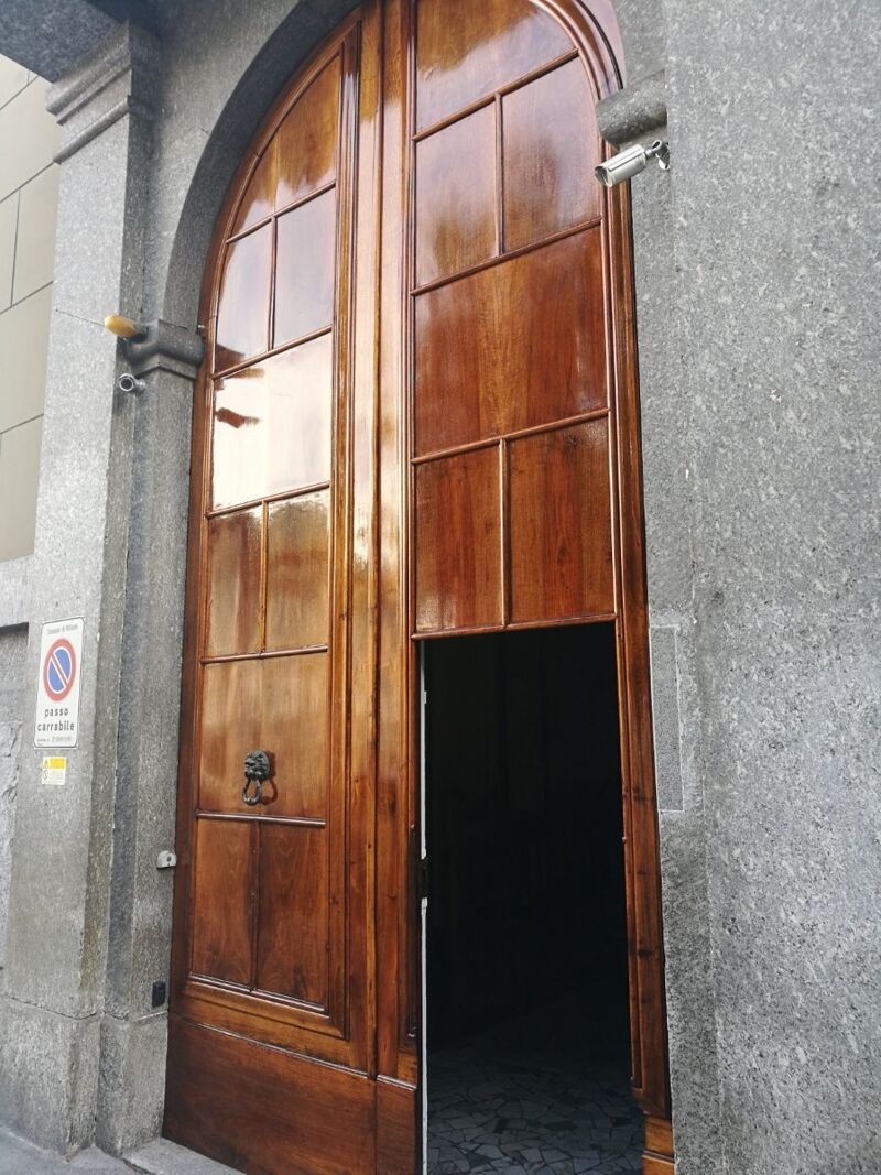 Porta ingresso Valerio baldo imbiancature e decorazioni